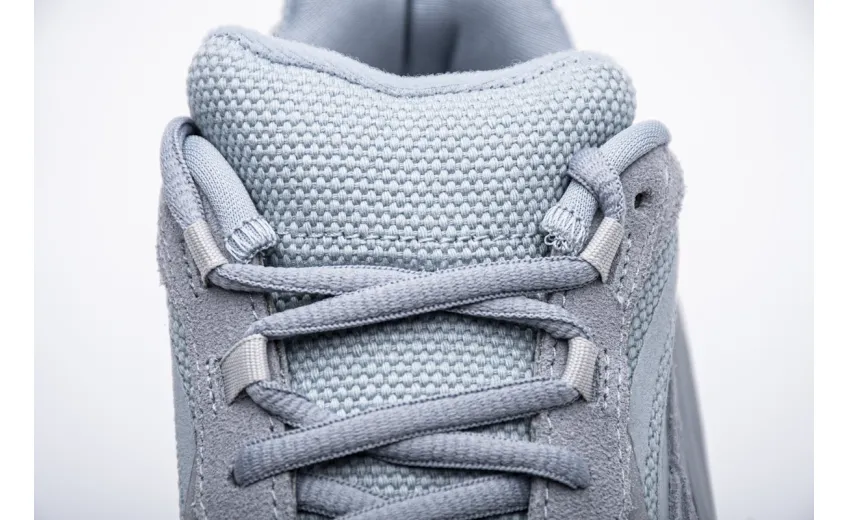  Adidas Yeezy Boost 700 V2 “Hospital Blue”Basf Boost FV8424 