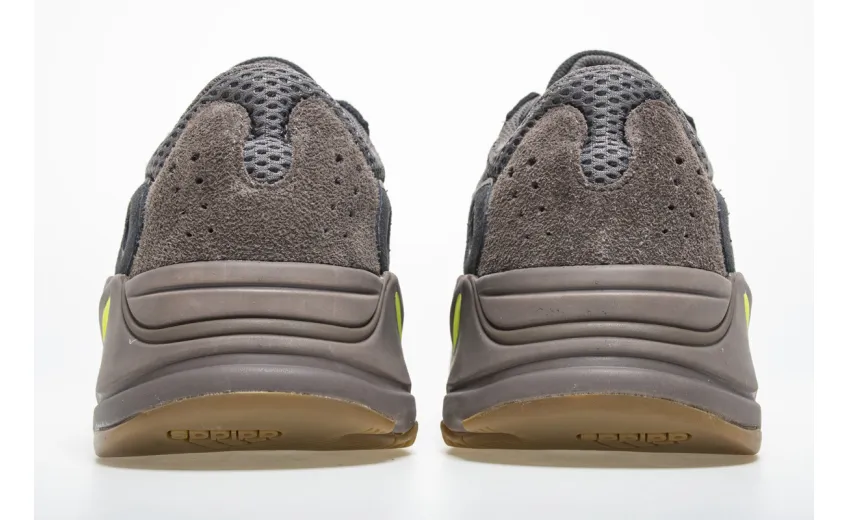  Adidas Yeezy Boost 700 “Mauve” EE9614