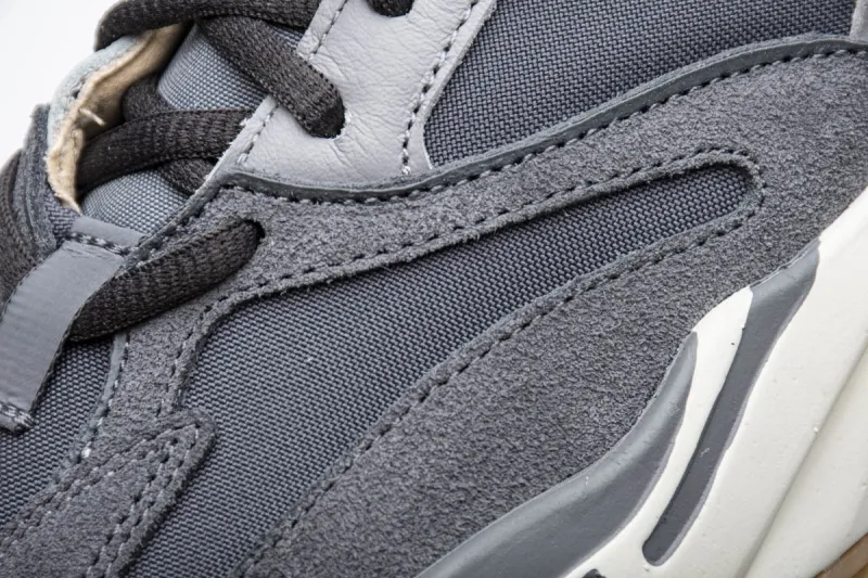  Adidas Yeezy Boost 700 “Magnet” FV9922