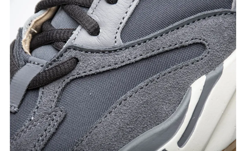  Adidas Yeezy Boost 700 “Magnet” FV9922