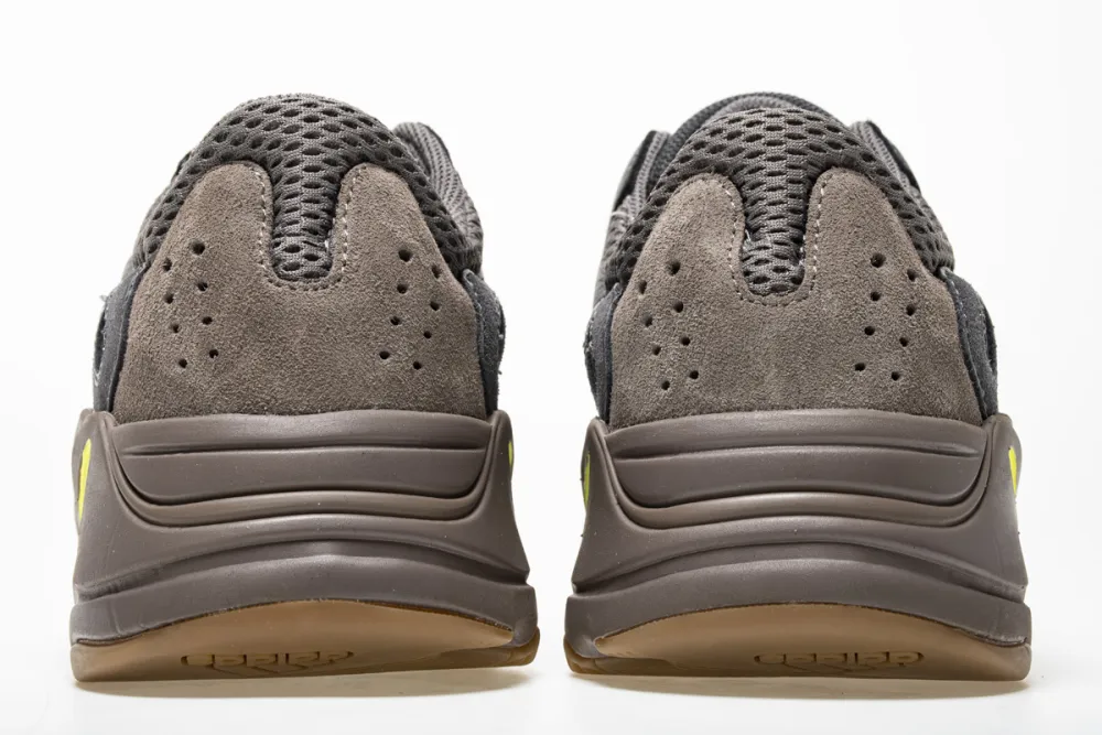  Adidas Yeezy Boost 700 “Mauve” EE9614