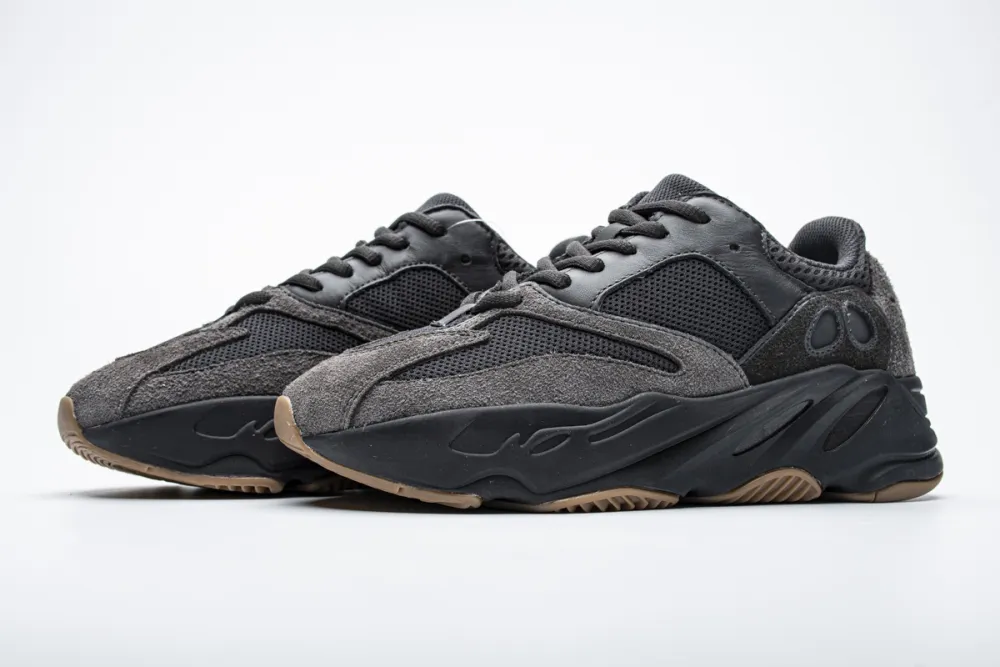 Adidas Yeezy Boost 700 “Utility Black” FV5304
