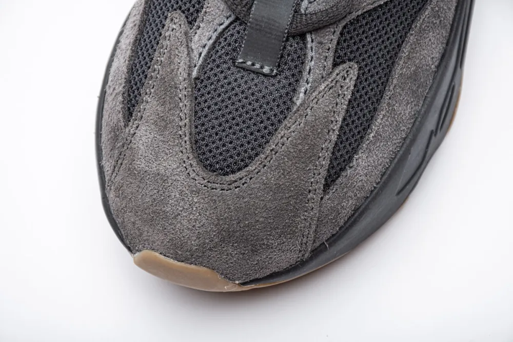  Adidas Yeezy Boost 700 “Utility Black” FV5304