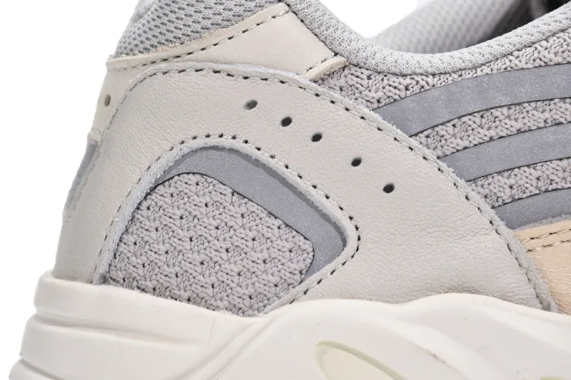  Adidas Yeezy Boost 700 V2 Cream GY7924