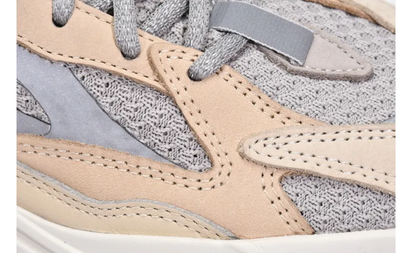  Adidas Yeezy Boost 700 V2 Cream GY7924
