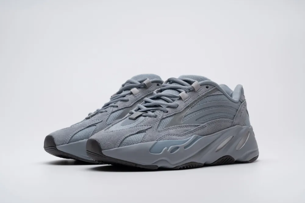  Adidas Yeezy Boost 700 V2 “Hospital Blue”Basf Boost FV8424