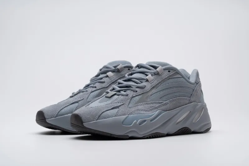  Adidas Yeezy Boost 700 V2 “Hospital Blue”Basf Boost FV8424