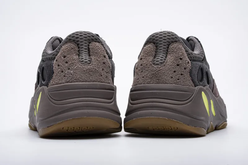  Adidas Yeezy Boost 700“Mauve” EE9614