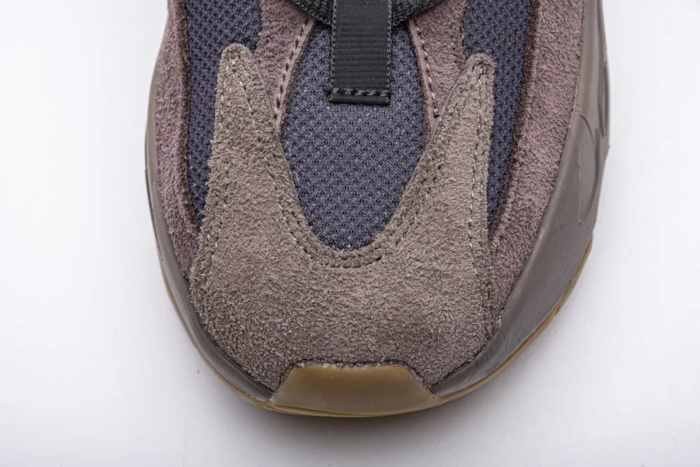  Adidas Yeezy Boost 700“Mauve” EE9614