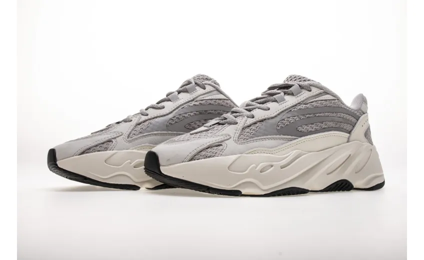  Adidas Yeezy Boost 700 V2 “Static” White Grey EF2829