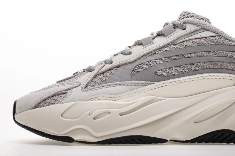  Adidas Yeezy Boost 700 V2 “Static” White Grey EF2829