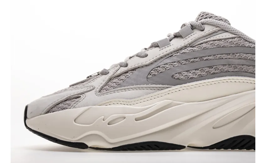  Adidas Yeezy Boost 700 V2 “Static” White Grey EF2829