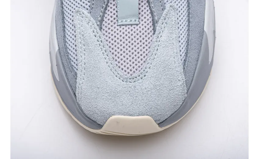  Adidas Yeezy Boost 700“Inertia” Grey EG7597