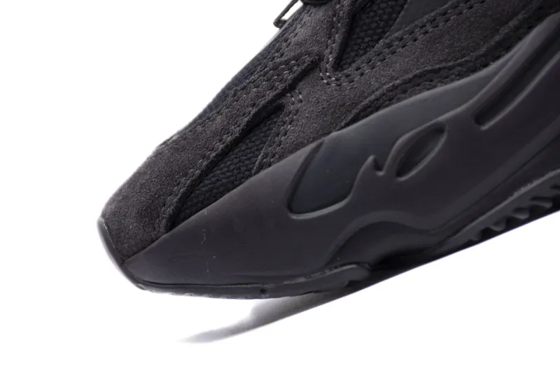  Adidas Yeezy Boost 700 V2 Vanta Black FU6684