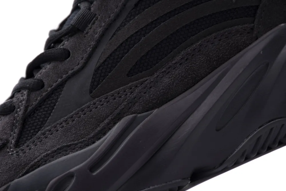  Adidas Yeezy Boost 700 V2 Vanta Black FU6684