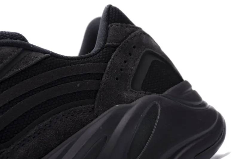  Adidas Yeezy Boost 700 V2 Vanta Black FU6684