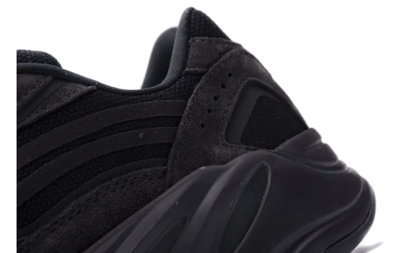  Adidas Yeezy Boost 700 V2 Vanta Black FU6684