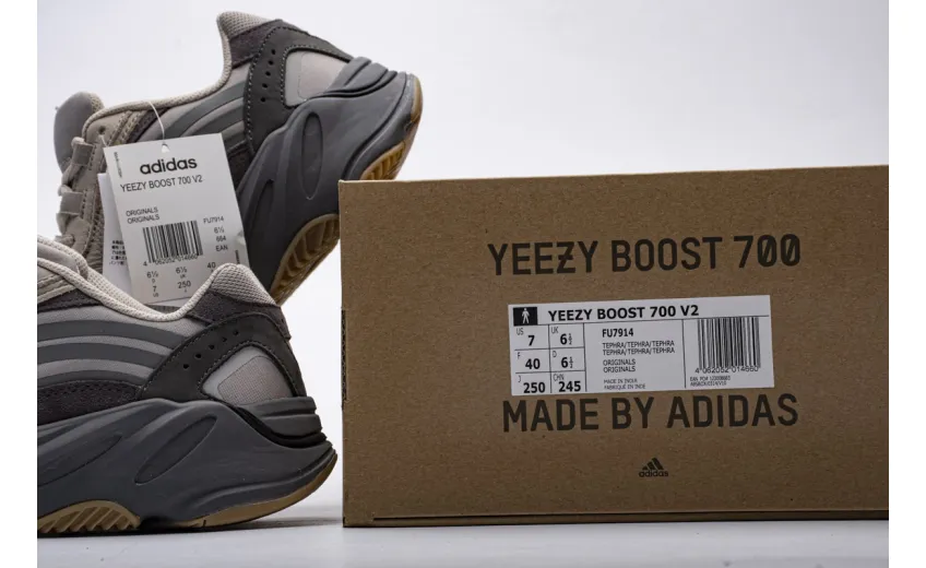  Adidas Yeezy Boost 700 V2 “Tephra” FU7914 