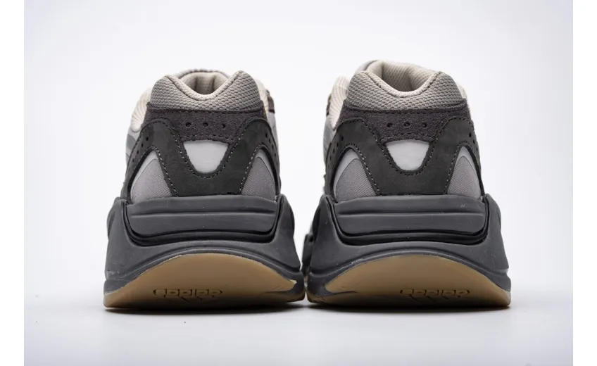  Adidas Yeezy Boost 700 V2 “Tephra” FU7914 