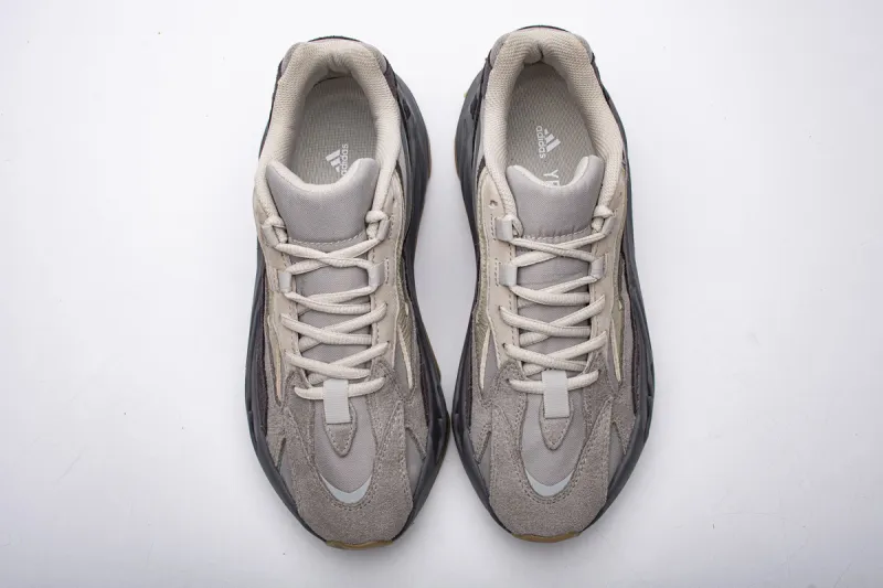  Adidas Yeezy Boost 700 V2 “Tephra” FU7914 