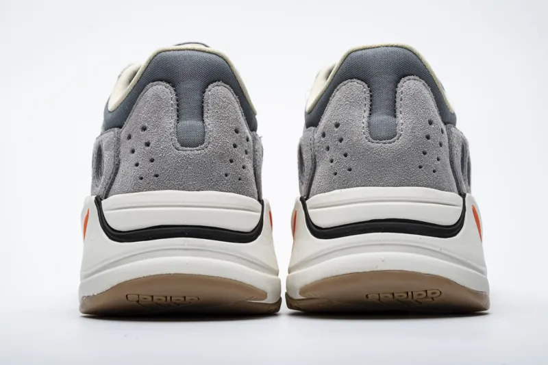  Adidas Yeezy Boost 700“Magnet” FV9922