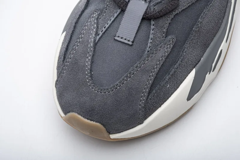  Adidas Yeezy Boost 700“Magnet” FV9922