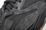  Adidas Yeezy Boost 700“Utility Black” FV5304