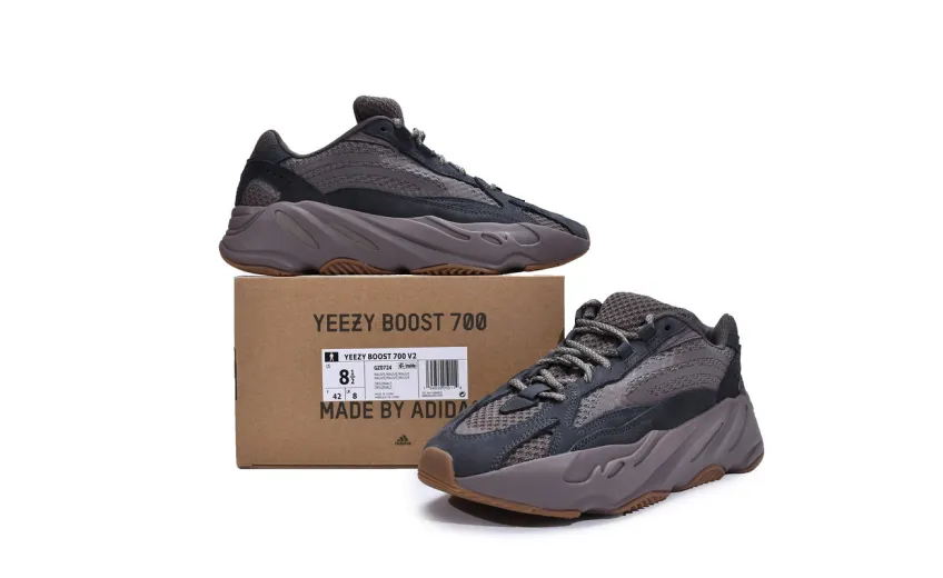  Adidas Yeezy Boost 700 V2 Enflame Amber Mauve GZ0724