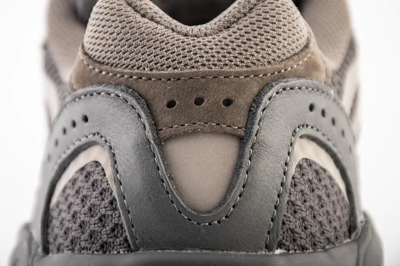  Adidas Yeezy Boost 700 V2“Geode” Brown EG6860