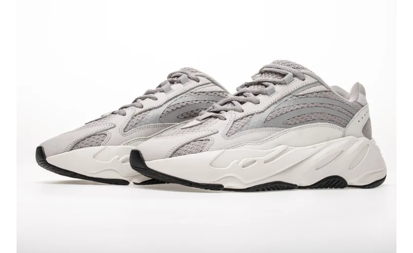  Adidas Yeezy Boost 700 V2 “Static” White Grey EF2829
