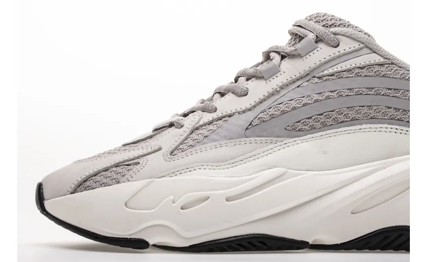  Adidas Yeezy Boost 700 V2 “Static” White Grey EF2829