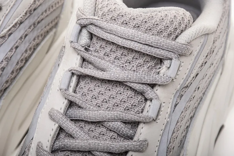  Adidas Yeezy Boost 700 V2 “Static” White Grey EF2829