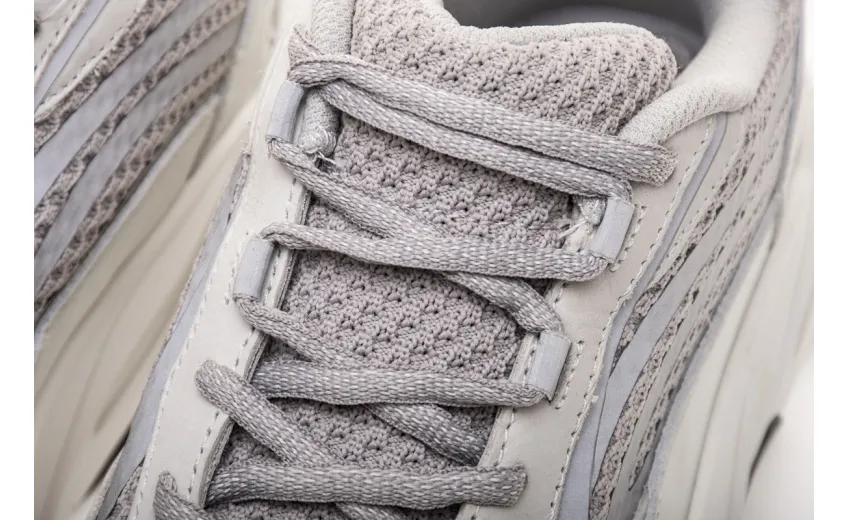  Adidas Yeezy Boost 700 V2 “Static” White Grey EF2829