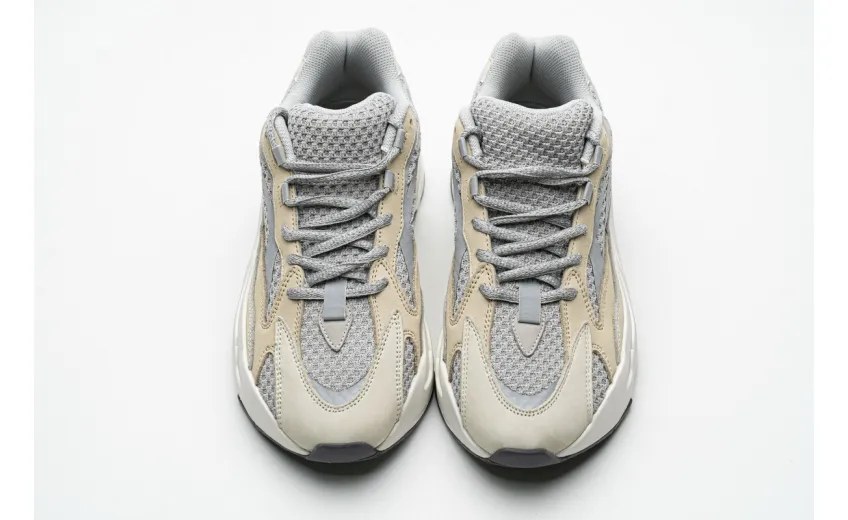  Adidas Yeezy Boost 700 V2 “Cream” GY7924 