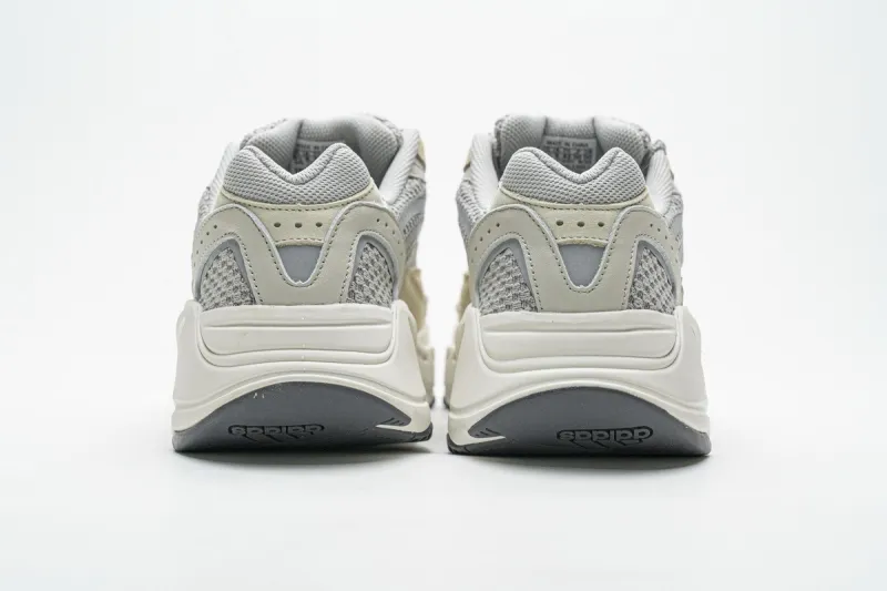  Adidas Yeezy Boost 700 V2 “Cream” GY7924 