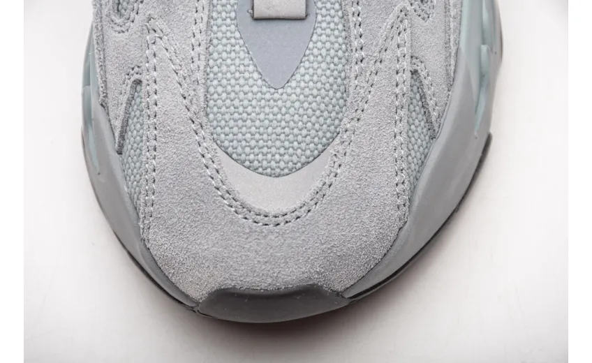  Adidas Yeezy Boost 700 V2 “Hospital Blue”Real Boost FV8424