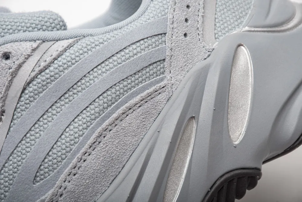  Adidas Yeezy Boost 700 V2 “Hospital Blue”Real Boost FV8424