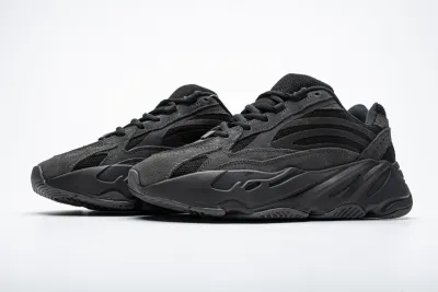  Adidas Yeezy Boost 700 V2“Vanta” Black FU6684 01