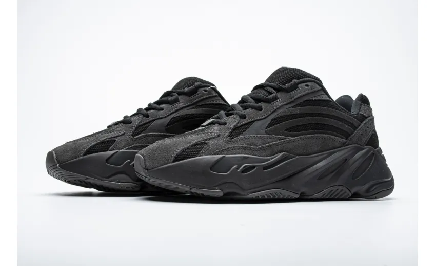  Adidas Yeezy Boost 700 V2“Vanta” Black FU6684