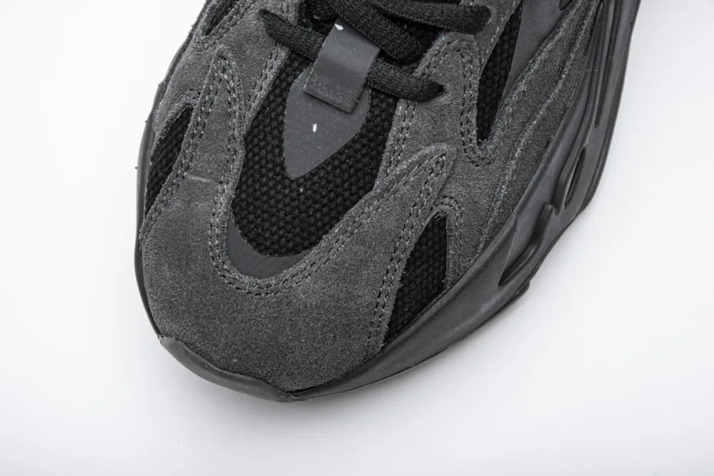  Adidas Yeezy Boost 700 V2“Vanta” Black FU6684