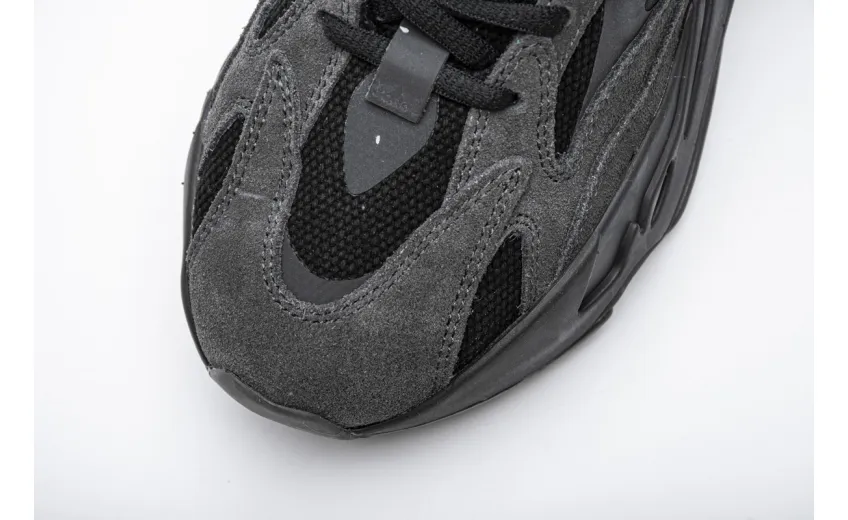  Adidas Yeezy Boost 700 V2“Vanta” Black FU6684