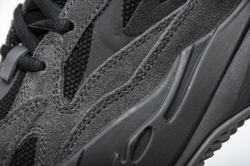  Adidas Yeezy Boost 700 V2“Vanta” Black FU6684