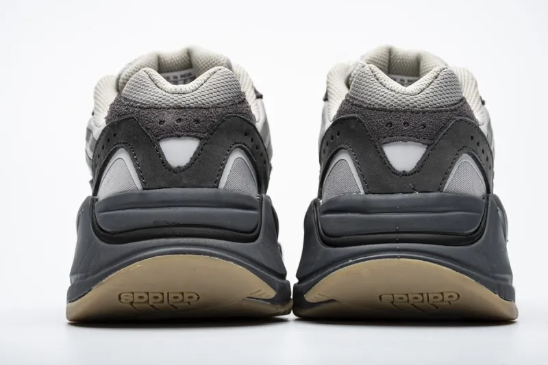  Adidas Yeezy Boost 700 V2“Tephra” FU7914