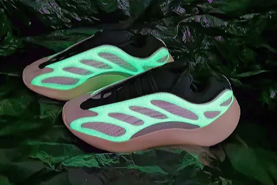  Adidas Yeezy 700 V3 “Azael”Real Boost White FW4980  02
