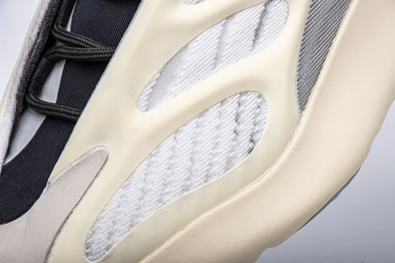  Adidas Yeezy 700 V3 “Azael”Real Boost White FW4980 