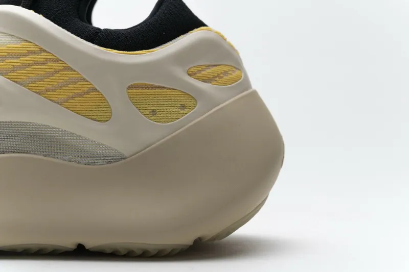  Adidas Yeezy Boost 700 V3 Srphym Yellow G54853