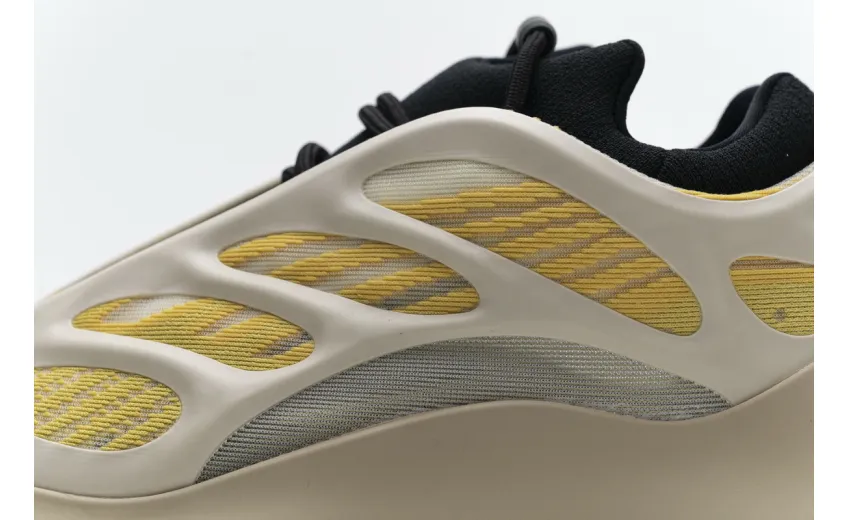  Adidas Yeezy Boost 700 V3 Srphym Yellow G54853