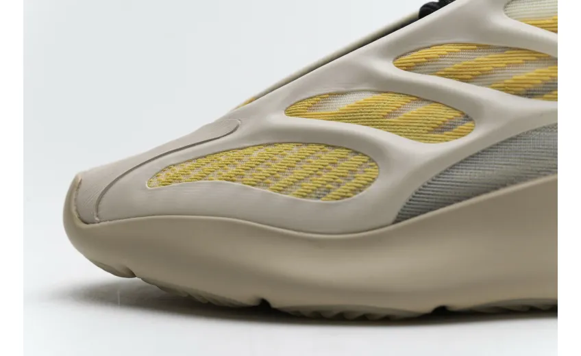  Adidas Yeezy Boost 700 V3 Srphym Yellow G54853