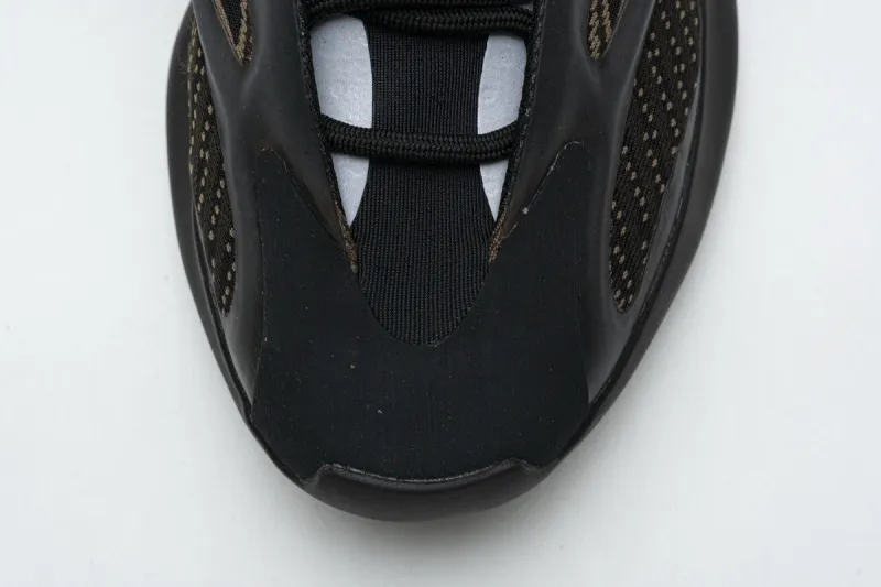  Adidas Yeezy 700 V3 “Eremiel” Black Gold GY0189 