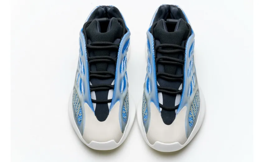  Adidas Yeezy Boost 700 V3 Azareth Basf Boost Blue G54850
